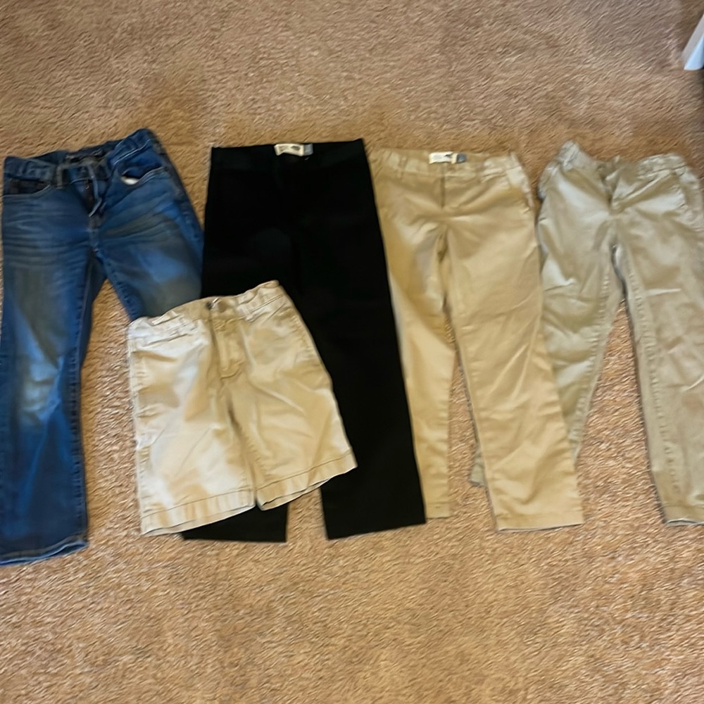 5 pairs EUC Gap and Old Navy size 7 pants